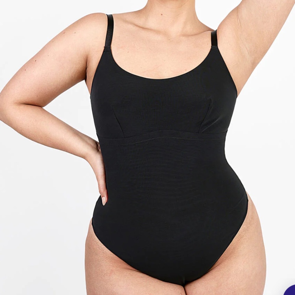 AirSlim® Eco Contour Mesh Smoothing Bodysuit